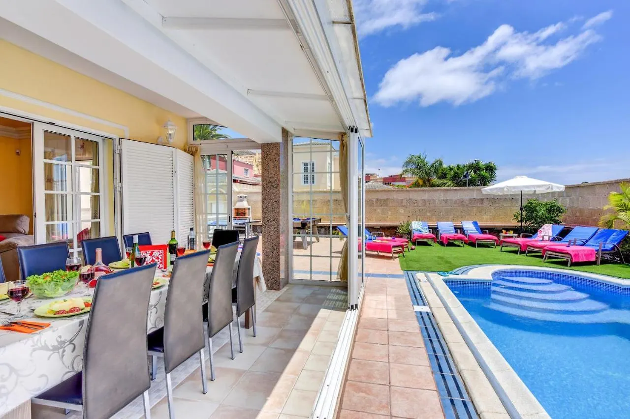 Villa Teide Sol Con Piscina Climatizada, Playa Fanabe, Costa Adeje